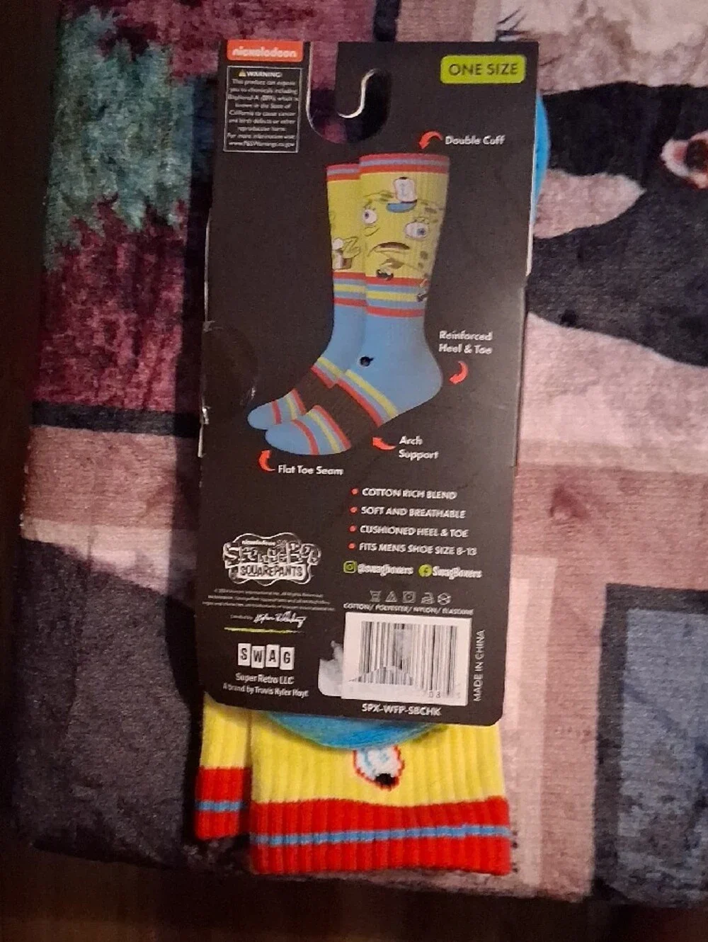 SpongeBob SquarePants Men’s Crew Socks in Bright Yellow & Blue